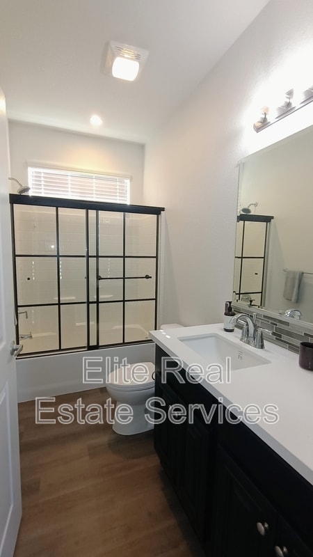 Building Photo - 1053 Madison Ave