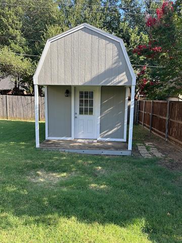 Building Photo - 2119 Pecos Dr