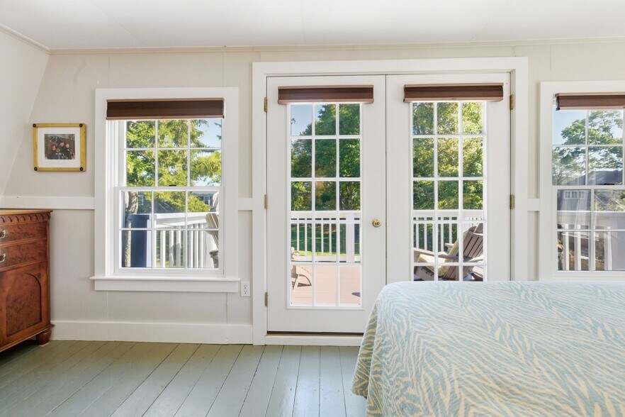 Building Photo - 11 Friendship Ln