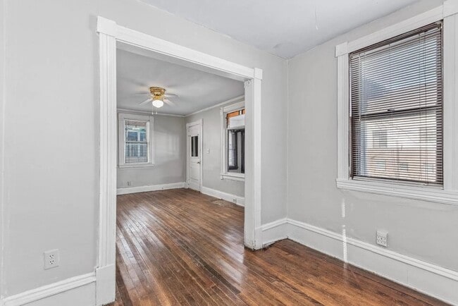 Building Photo - 2349 Ferrant Pl