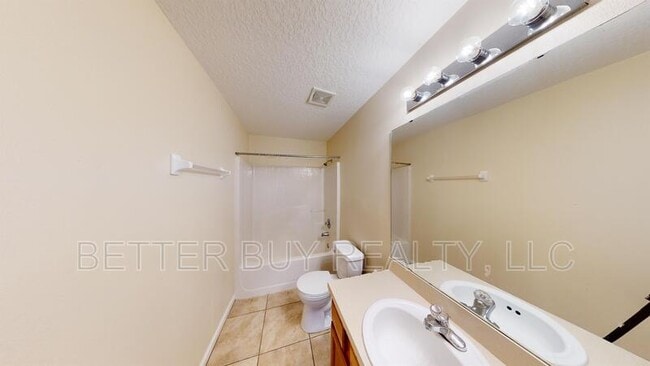 Building Photo - 16 Seaton Valley Path