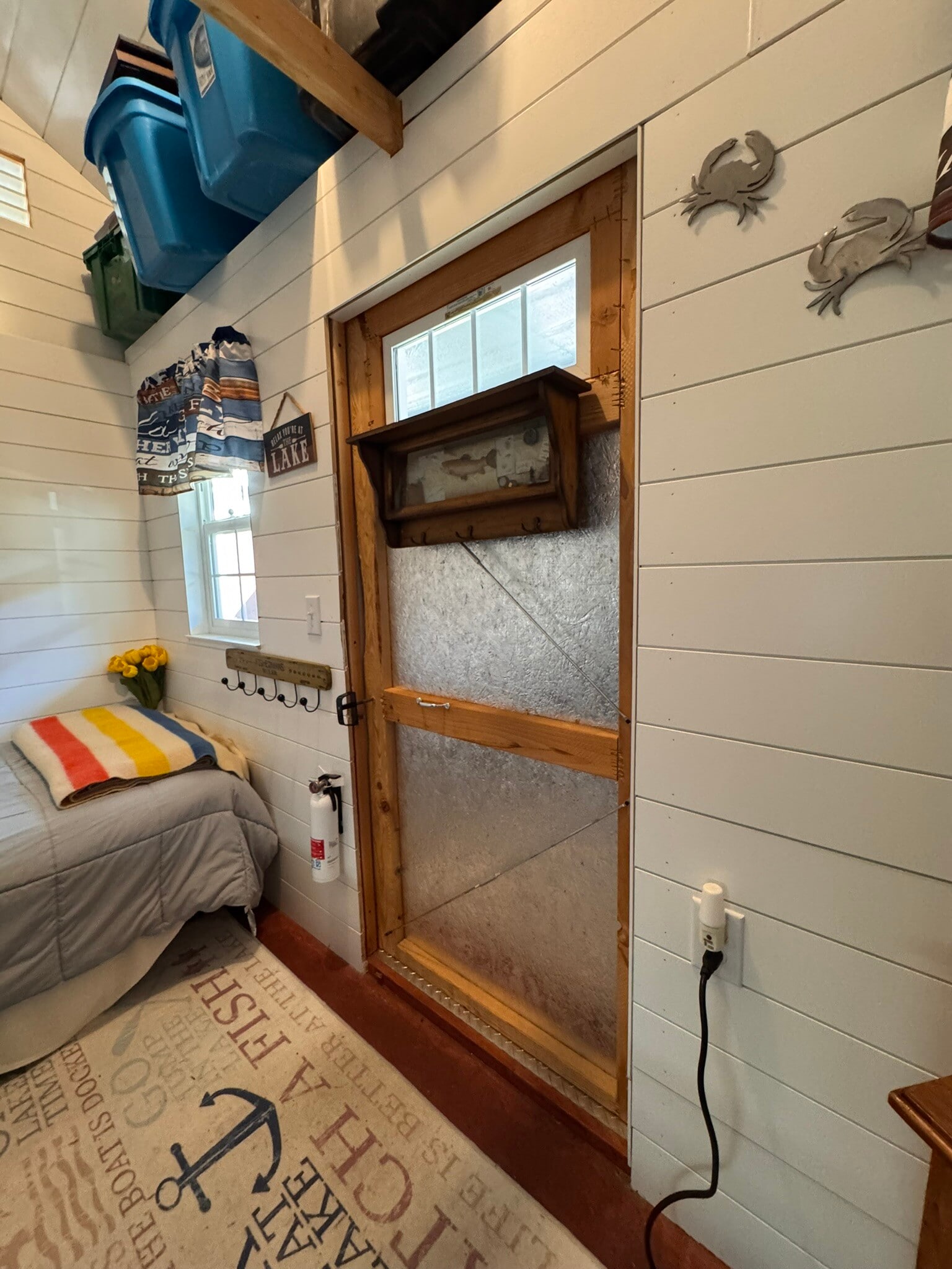 Welcome to your detached guest quarters! - 11 Pond Ln