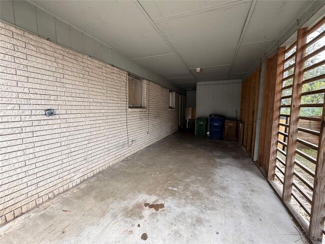 Building Photo - 2308 Alta Vista Ave