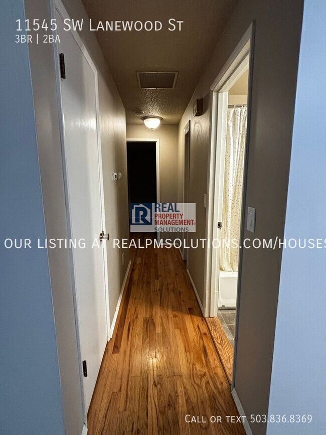 Building Photo - 11545 SW Lanewood St