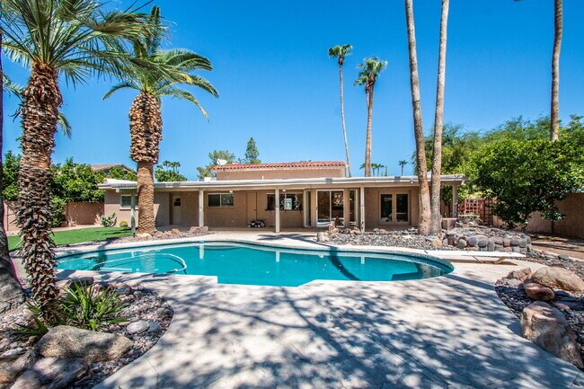 Building Photo - 4BR Entertainers Dream, McCormick Ranch