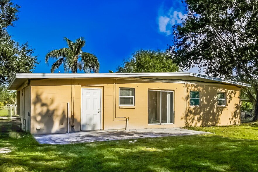 Building Photo - 3716 Belmont St