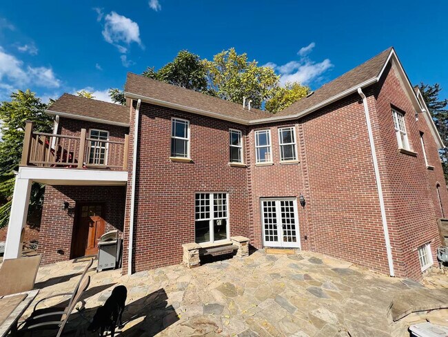 Building Photo - 3209 W Fairview Pl