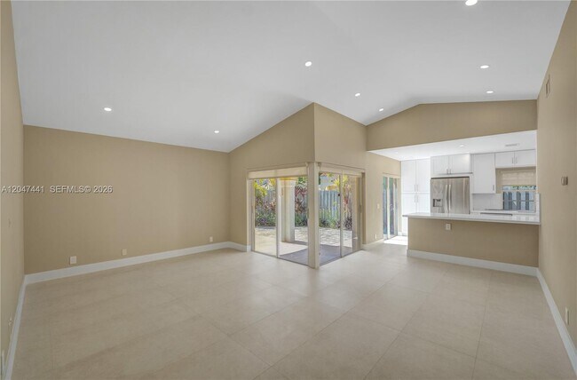 Building Photo - 1361 Springside Dr