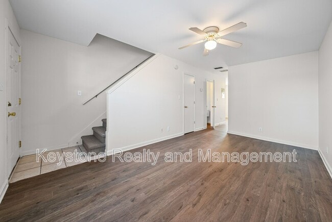 Building Photo - 3312 Royster Ln