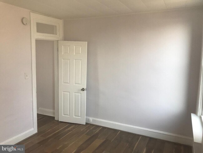 Building Photo - 1522 Plum St