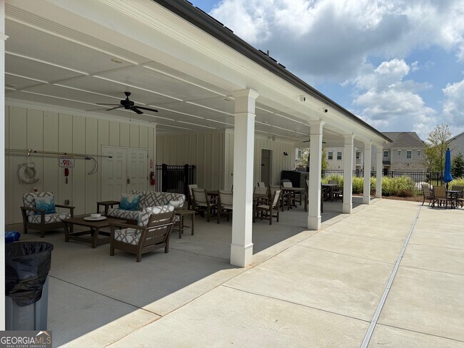 Building Photo - 3614 Silvery Wy