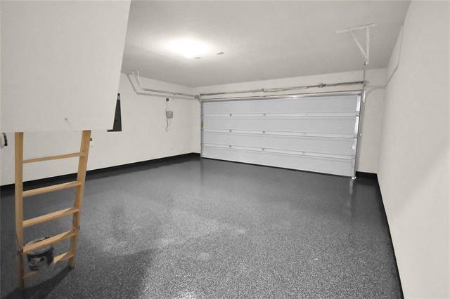 Building Photo - 7221 Mayplace Dr