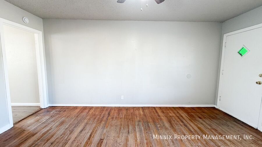Building Photo - 2015 38th St