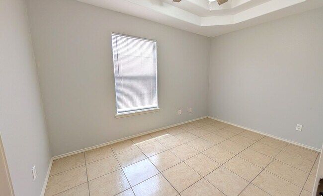 Building Photo - 20588 Alta Vista Ct