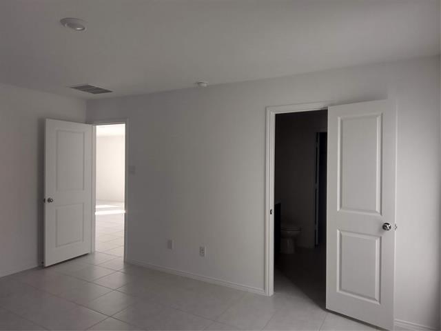 Building Photo - 5724 Rockrose Ln