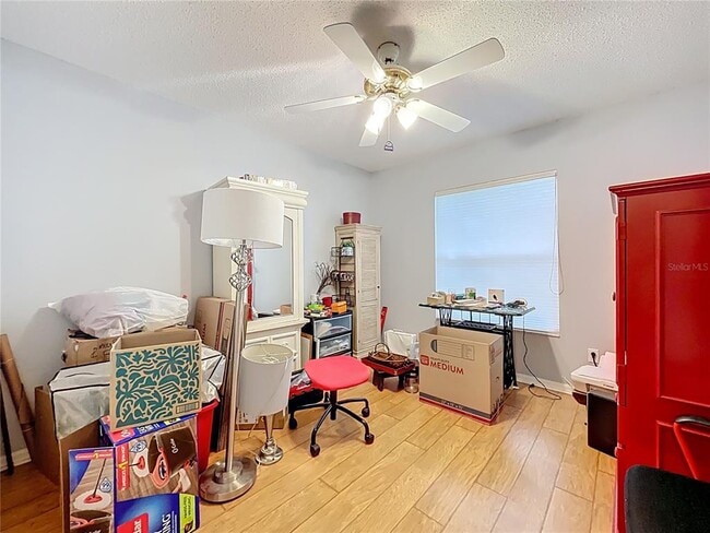 Building Photo - 26338 Glen Eagle Dr