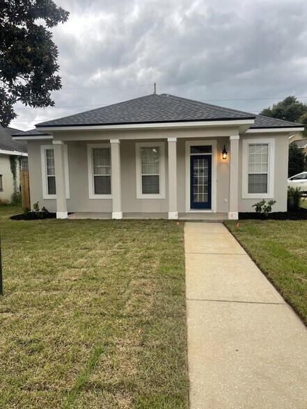 Primary Photo - 101 Trista Terrace Ct