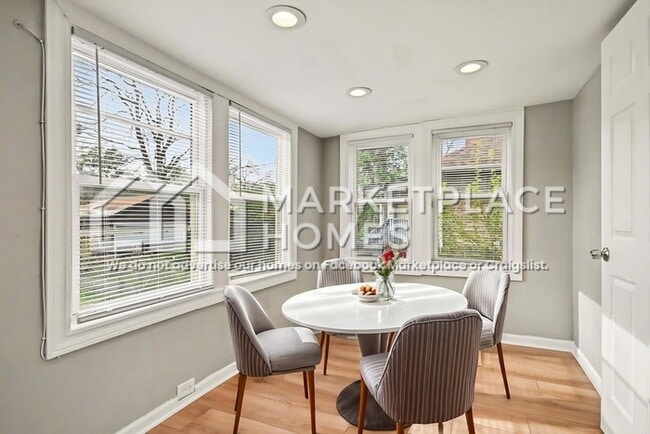 Building Photo - 11256 S Homewood Ave