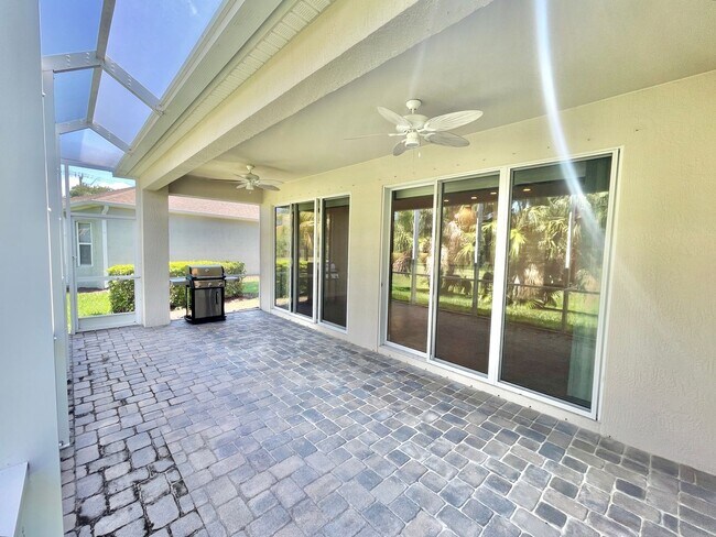Building Photo - 3+ Bedroom quality built home in desirable...