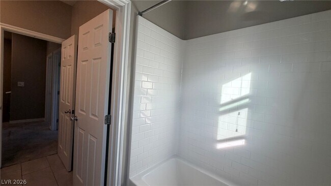 Building Photo - 6943 Denio Island St