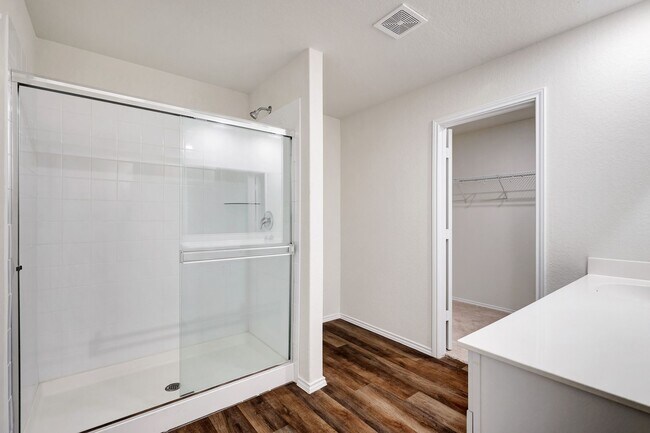 Building Photo - Modern Two-Story with Office, Loft, and Co...