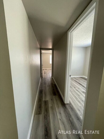 Building Photo - 13641 N 36th St