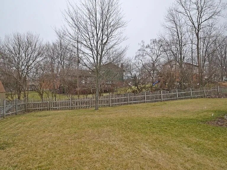 Building Photo - 7696 Devonwood Dr