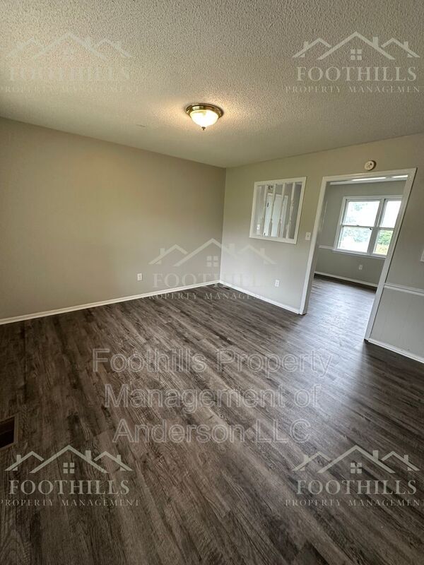 Building Photo - 122 Smith Dr