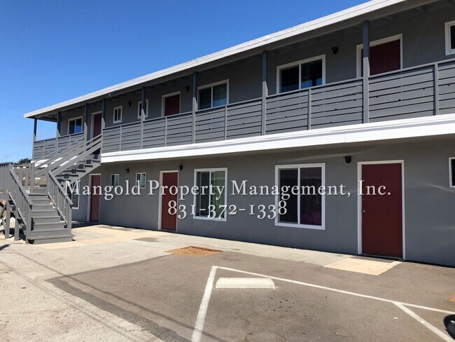 Building Photo - 1211-1221 La Salle Ave