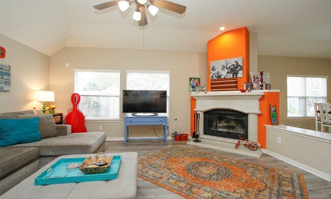 Building Photo - 8206 Sierra Dawn Dr