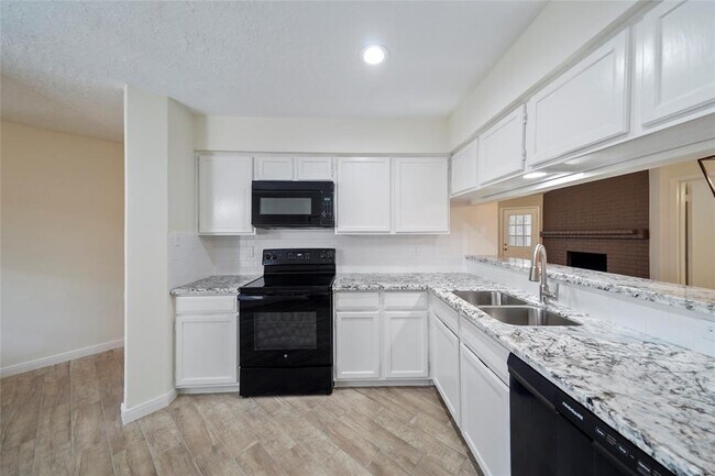 Building Photo - 22810 Dairy Gate Dr