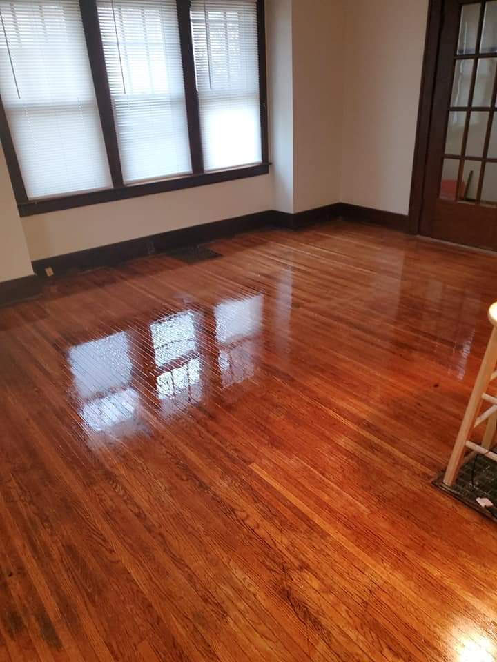 Living room - 485 Sawyer St