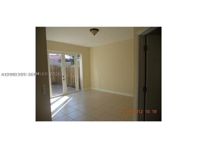 Building Photo - 8057 SW 118th Ct