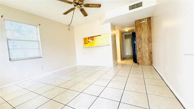 Building Photo - 7145 E Bank Dr