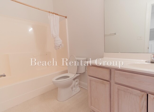 Building Photo - 2029 Silvercrest Dr