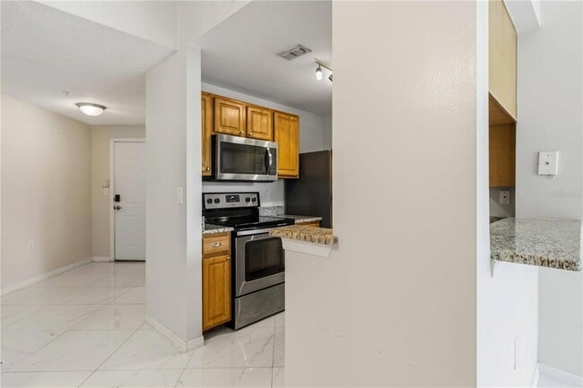 Building Photo - 5655 Bentgrass Dr