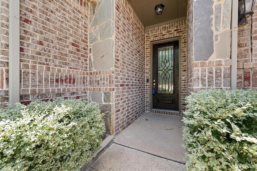 Building Photo - 13187 Bellingham Dr