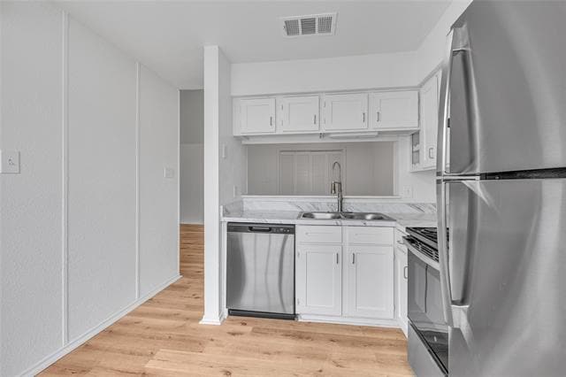 Building Photo - 6026 Stoneybrook Dr