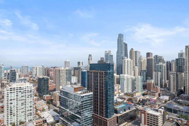 Building Photo - 303 W Ohio St