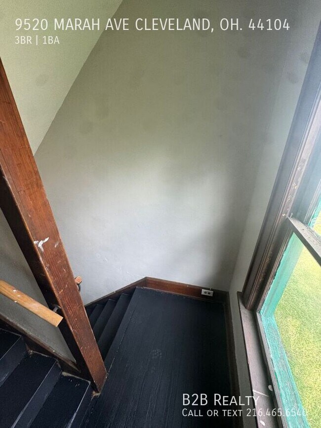 Building Photo - 9520 Marah Ave