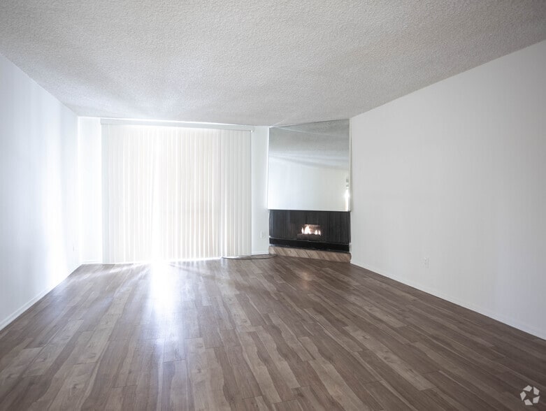 Interior Photo - Green Valley Circle Apartments