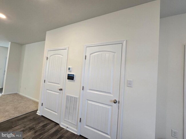 Building Photo - 172 Fellowship Dr