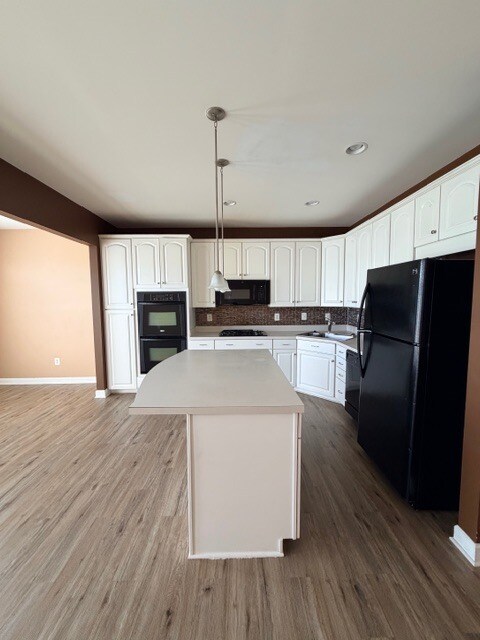 Building Photo - 203 Altair Way