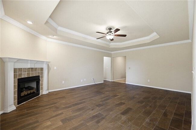 Building Photo - 6301 SW Meadow Well Ave