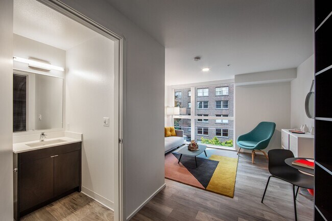 Interior Photo - Summit Flats Contemporary Studios & Lofts