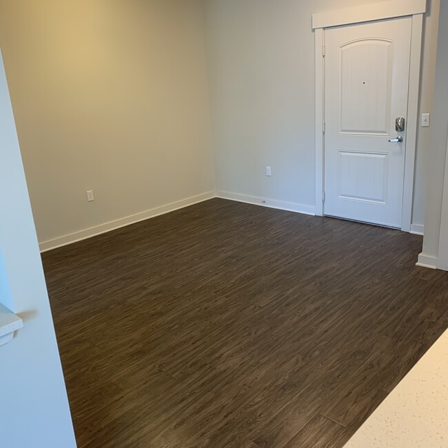 Building Photo - 109 Residences Ln