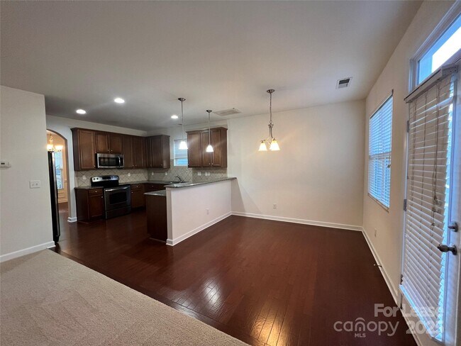Building Photo - 17208 Caldwell Track Dr