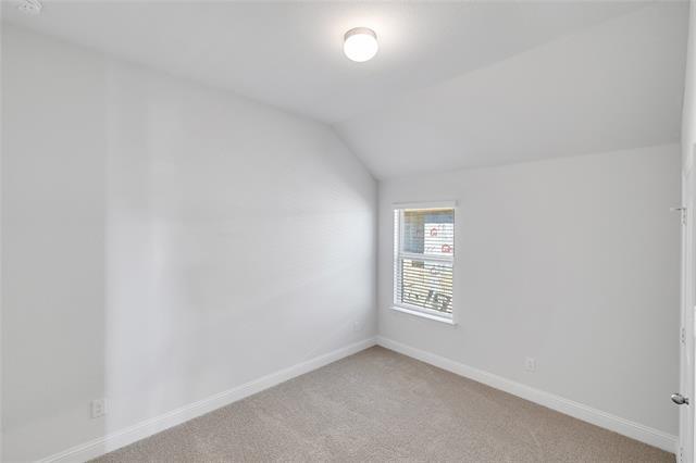 Building Photo - 5909 Lovills Crk St