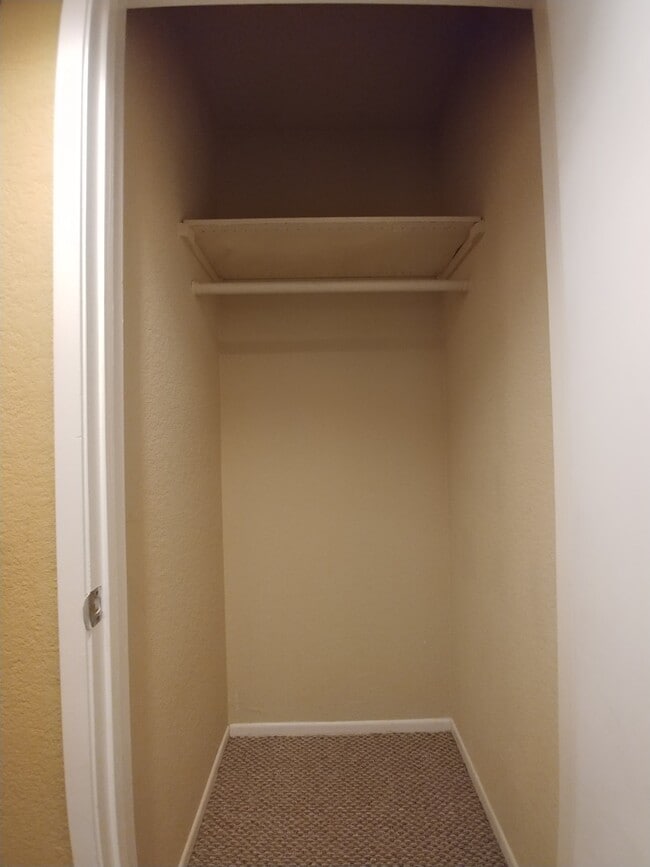 Building Photo - 3927 Nobel Dr