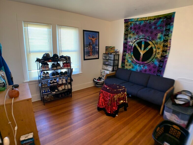 Bedroom 2 - 1193 25th St